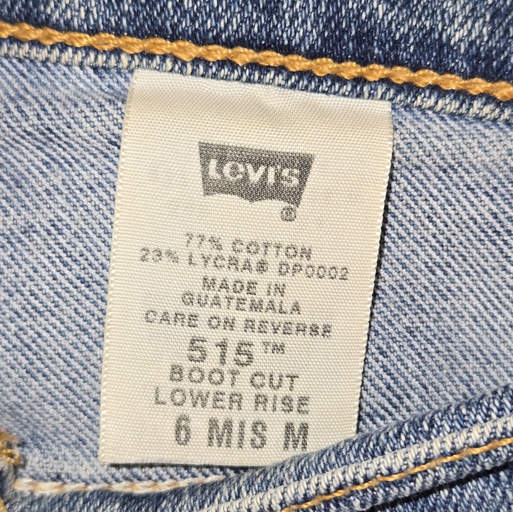 Vintage Levis 515 Lower Rise Bootcut Jeans 6M - Picture 4 of 4